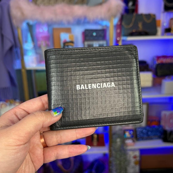 Balenciaga Black BiFold Wallet - Picture 1 of 1